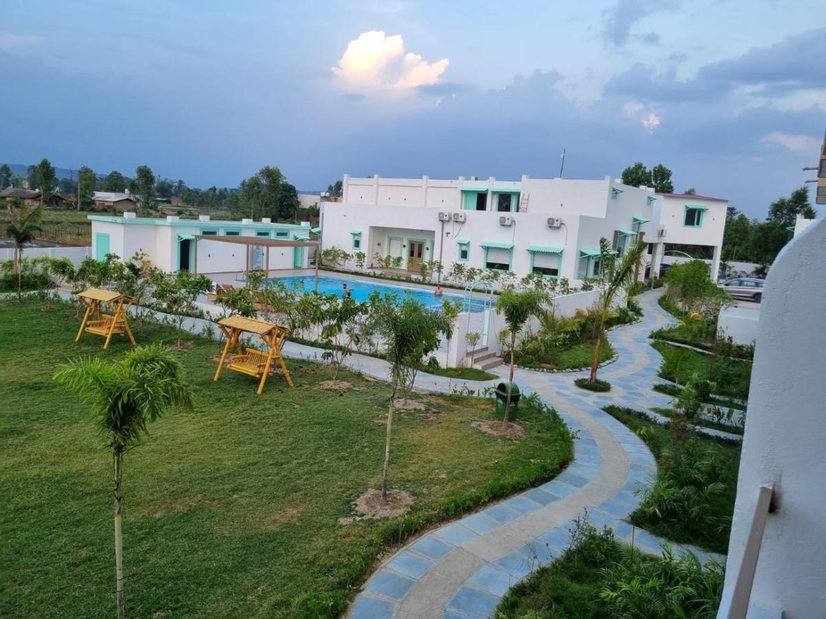 Vedikant Resorts The Mallard, Corbett Nainital Eksteriør billede