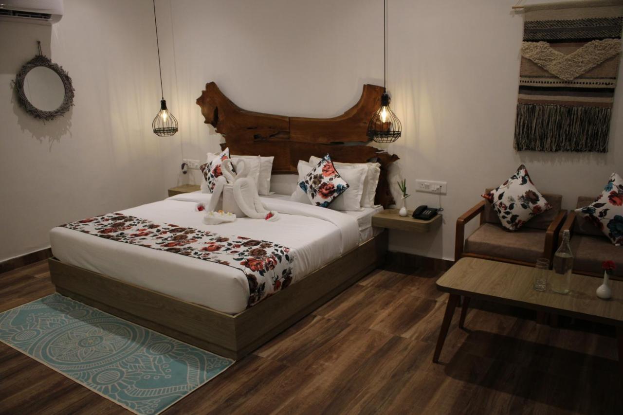 Vedikant Resorts The Mallard, Corbett Nainital Eksteriør billede